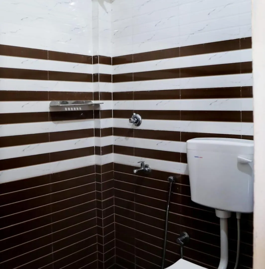 Hotel Kochu Mariya Residency Punalur